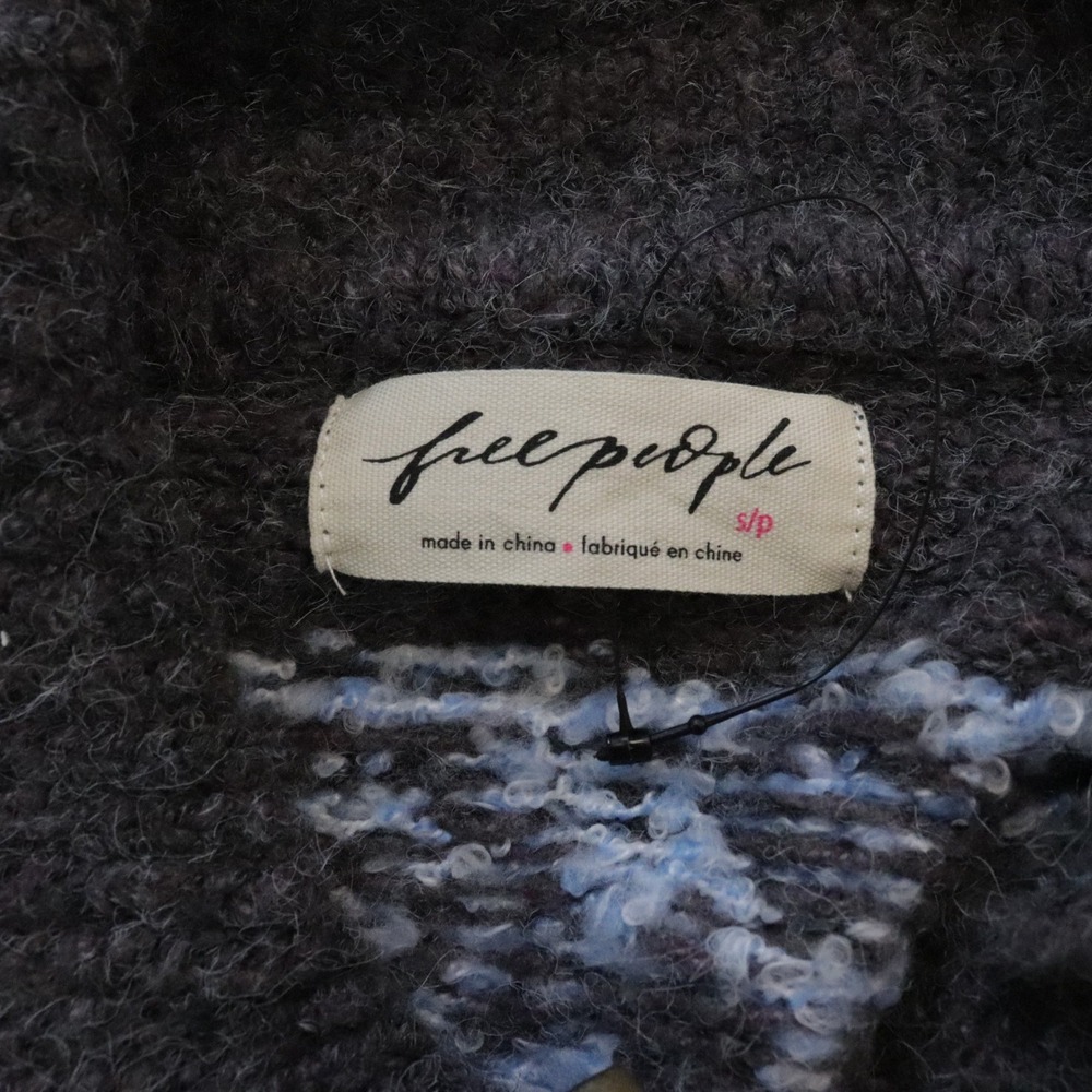 Free People Home Sweet Home Cardi Cardigan Sweater Small Grey Blue Bunny Toggle - Picture 7 of 9